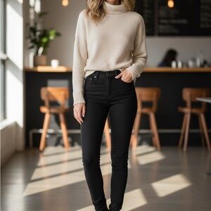 Signature by Levi Strauss Black High Rise Jeans